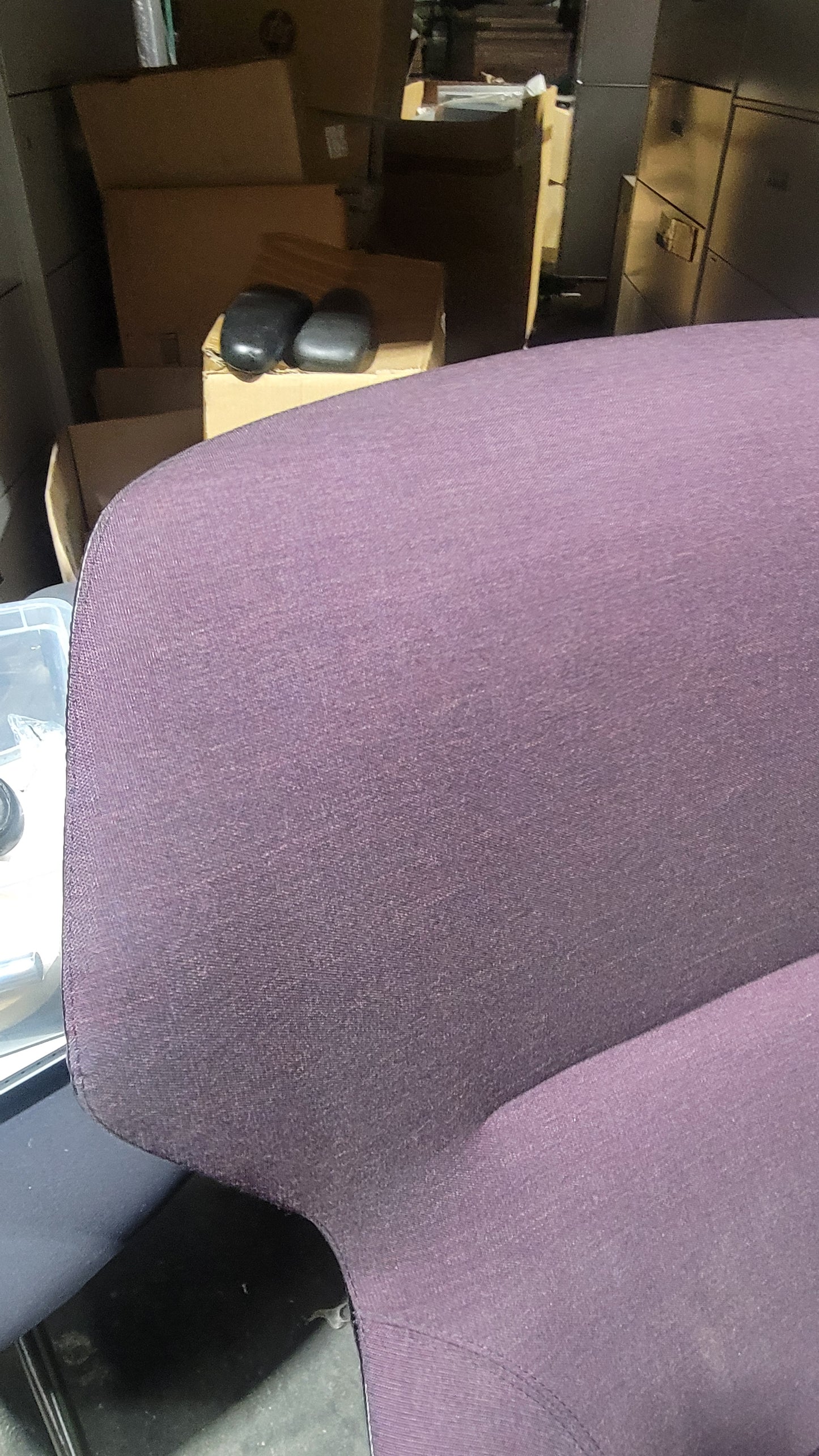 Davis Ginkgo Lounge Chair in Purple