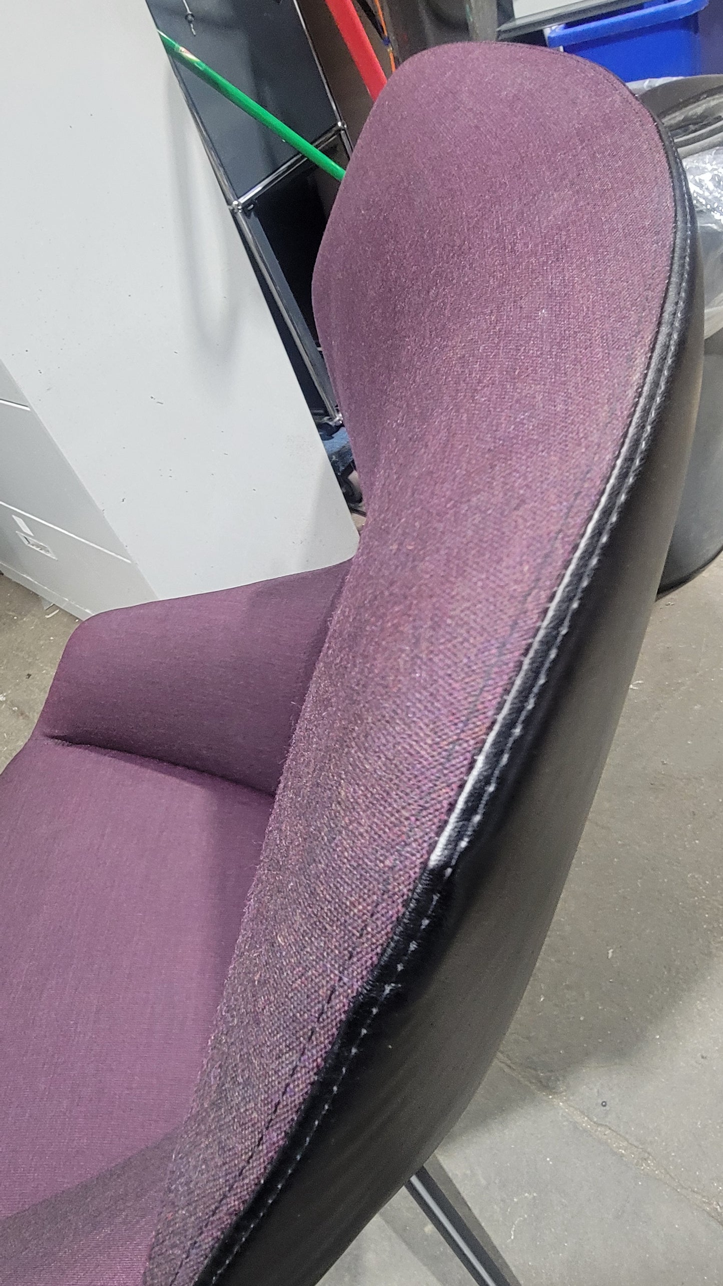 Davis Ginkgo Lounge Chair in Purple