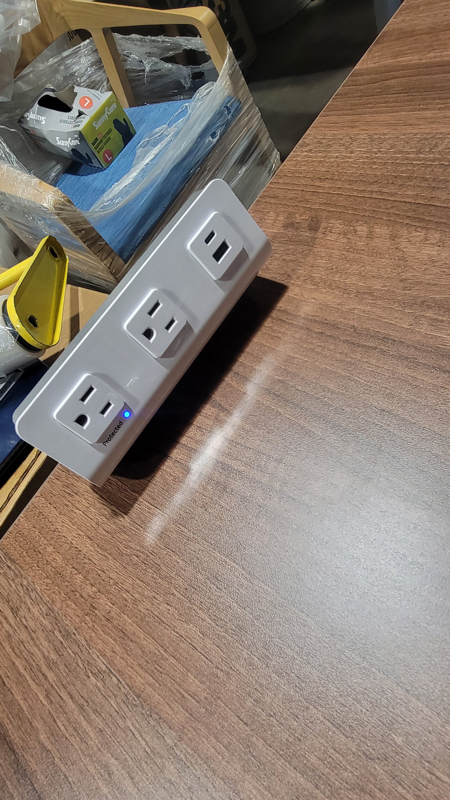 SitOnIt Switchback 3-Leg L-Shaped Height-Adjustable Desk in Walnut Laminate