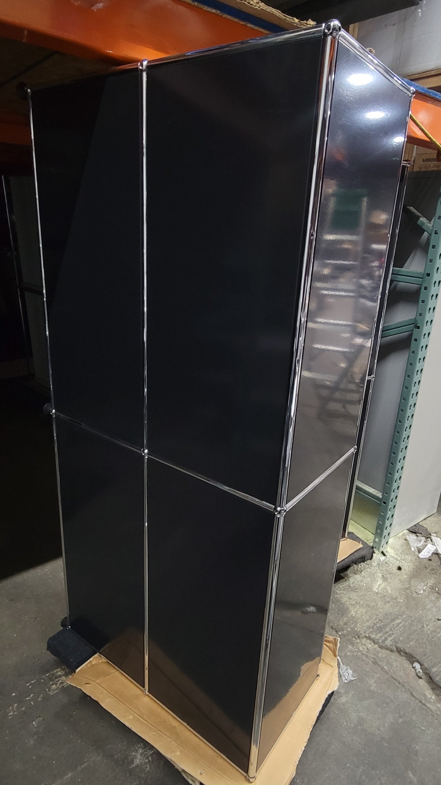 USM Haller 2x2 Cabinet / Dresser with 2 Shelves and 2 Drawers in Black