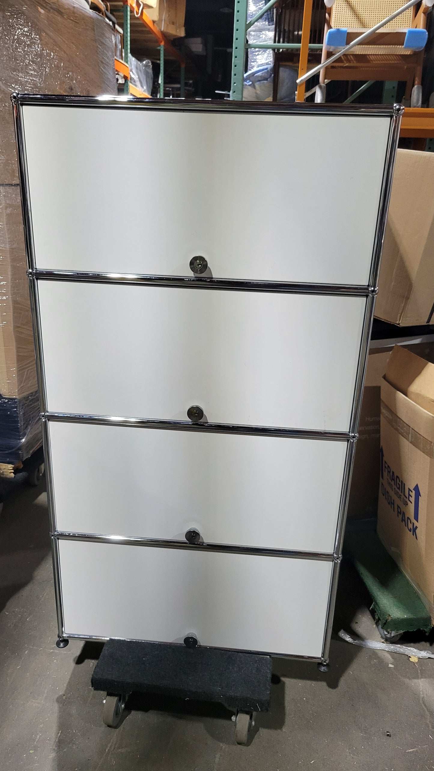 USM Haller Cabinet / Dresser 1x4 with 4 Doors in White