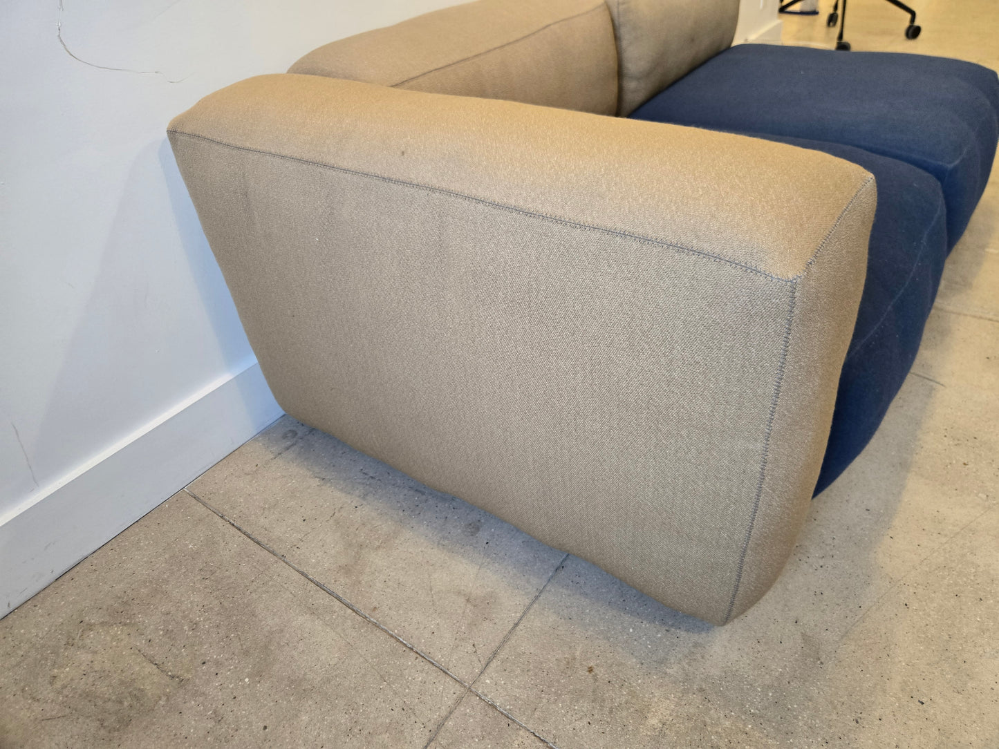 HAY Mags Soft 2-Piece Section Sofa in Beige-Blue