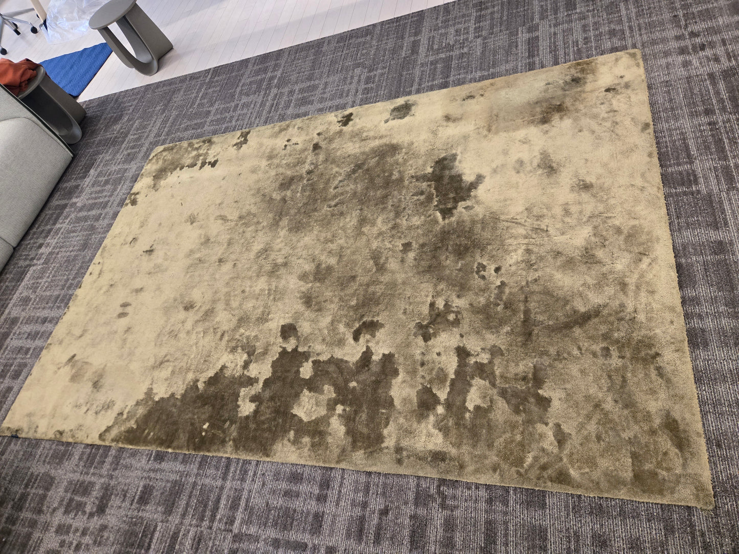 Kymo Studio NYC Pearl 6x9-ft Rug