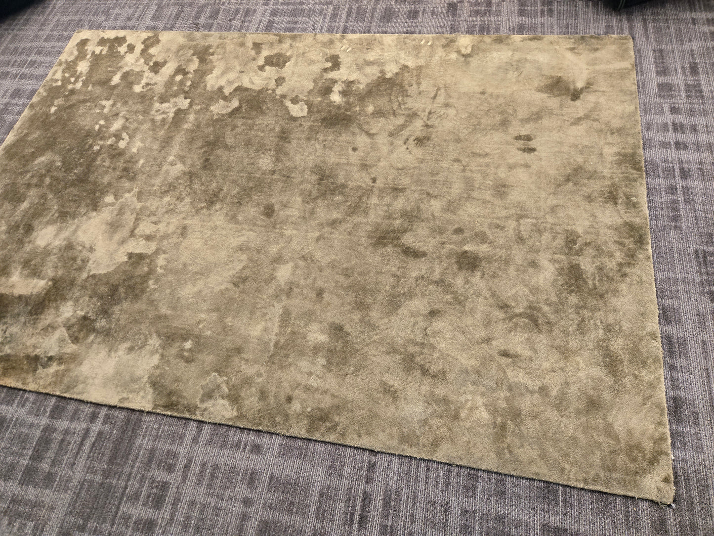 Kymo Studio NYC Pearl 6x9-ft Rug