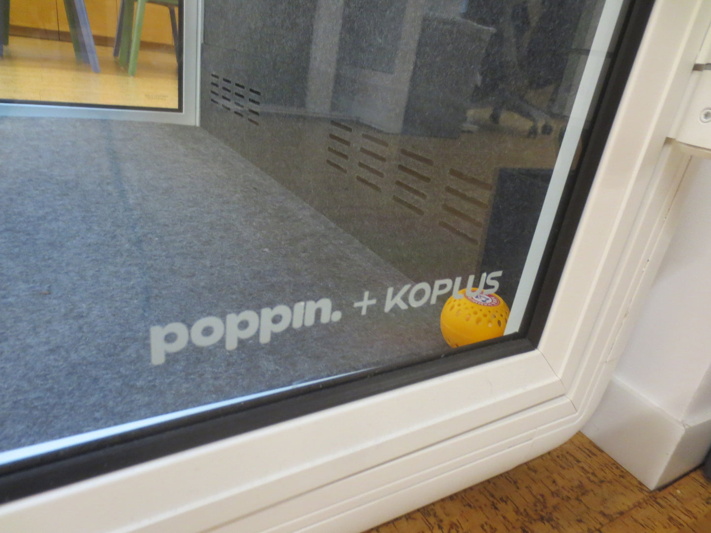 Poppin Kolo Solo Phone Booth