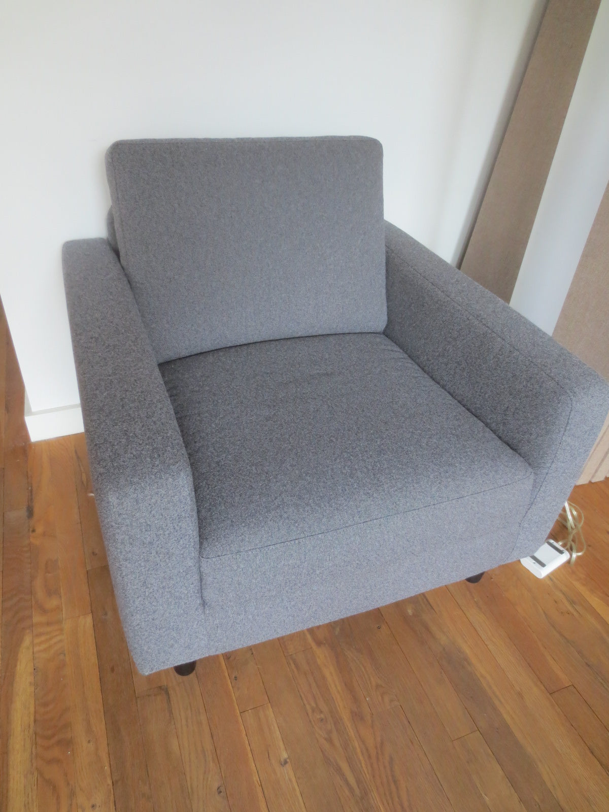 EQ3 Oskar Lounge Chair
