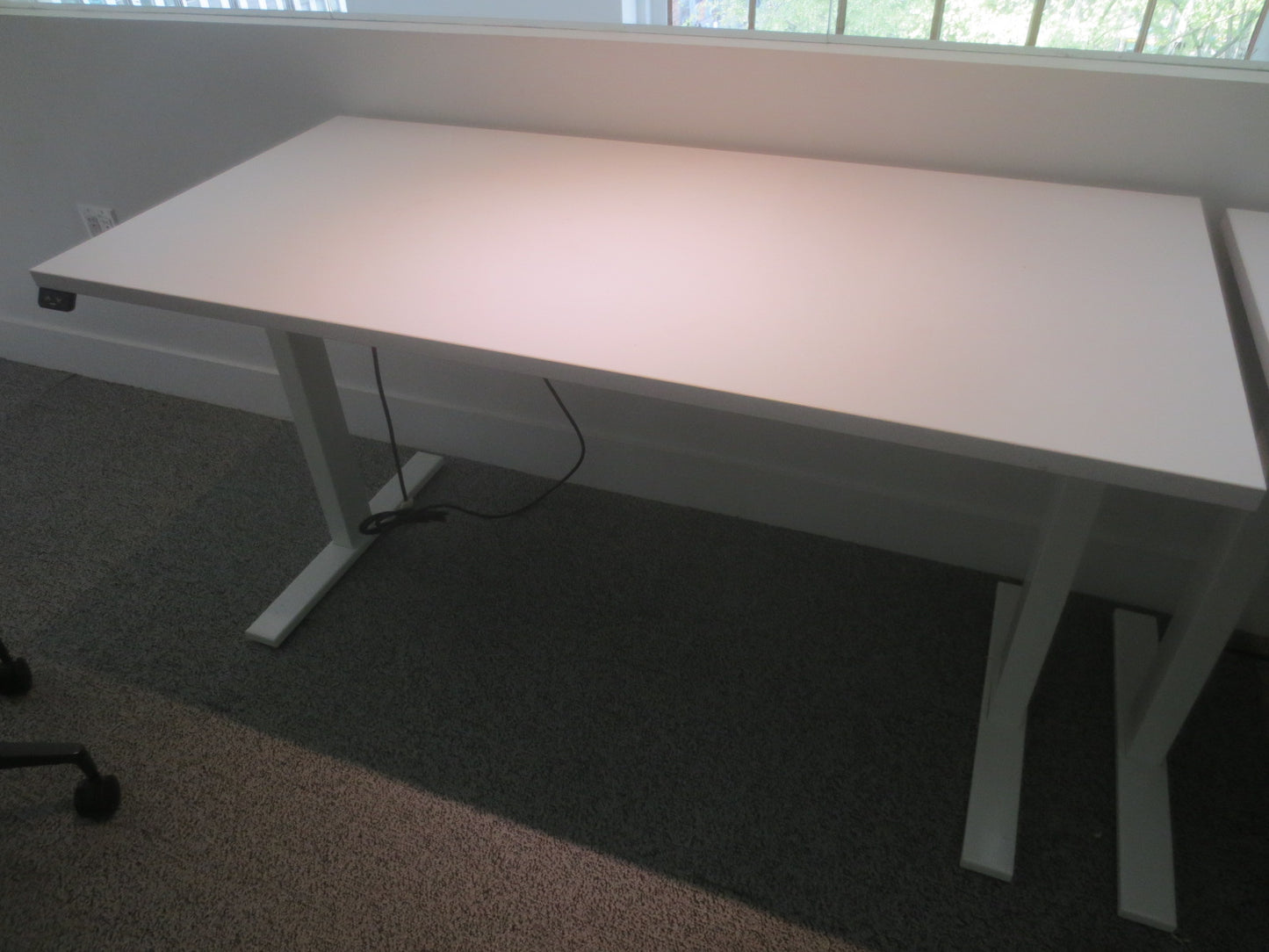 Poppin Series L 57x27-in Sit-Stand Desk in White