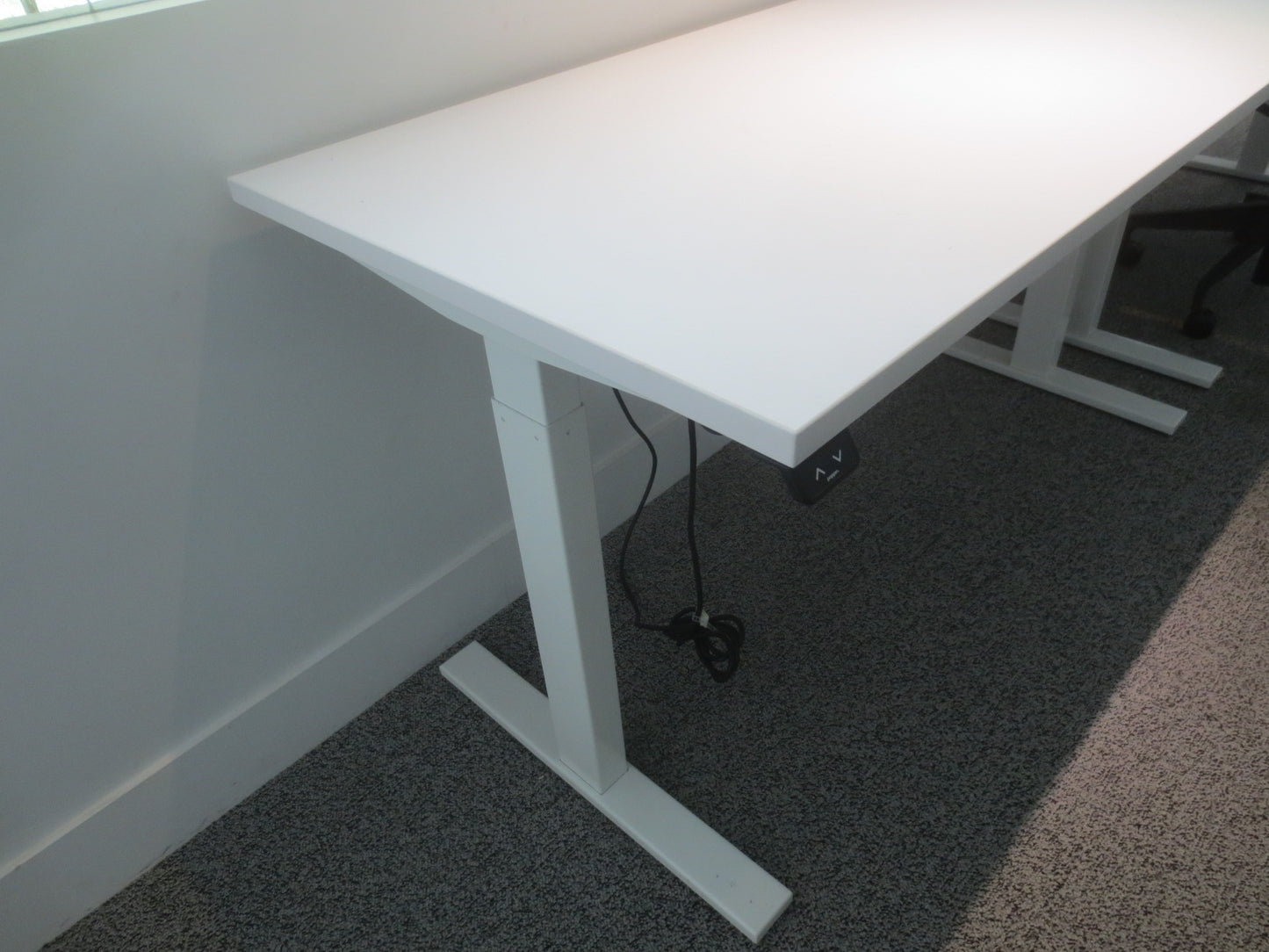 Poppin Series L 57x27-in Sit-Stand Desk in White