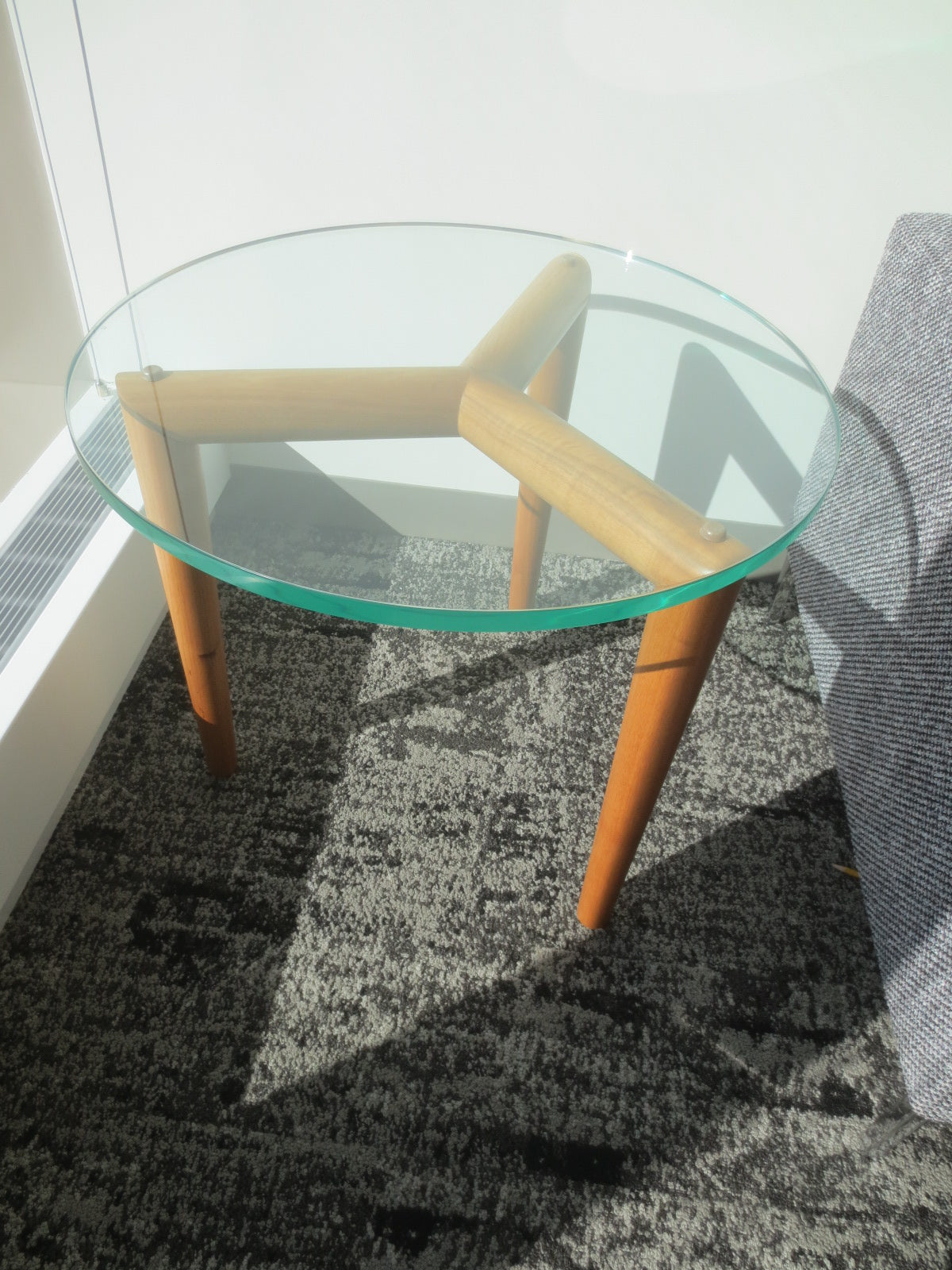 Bright Madame Y End Table