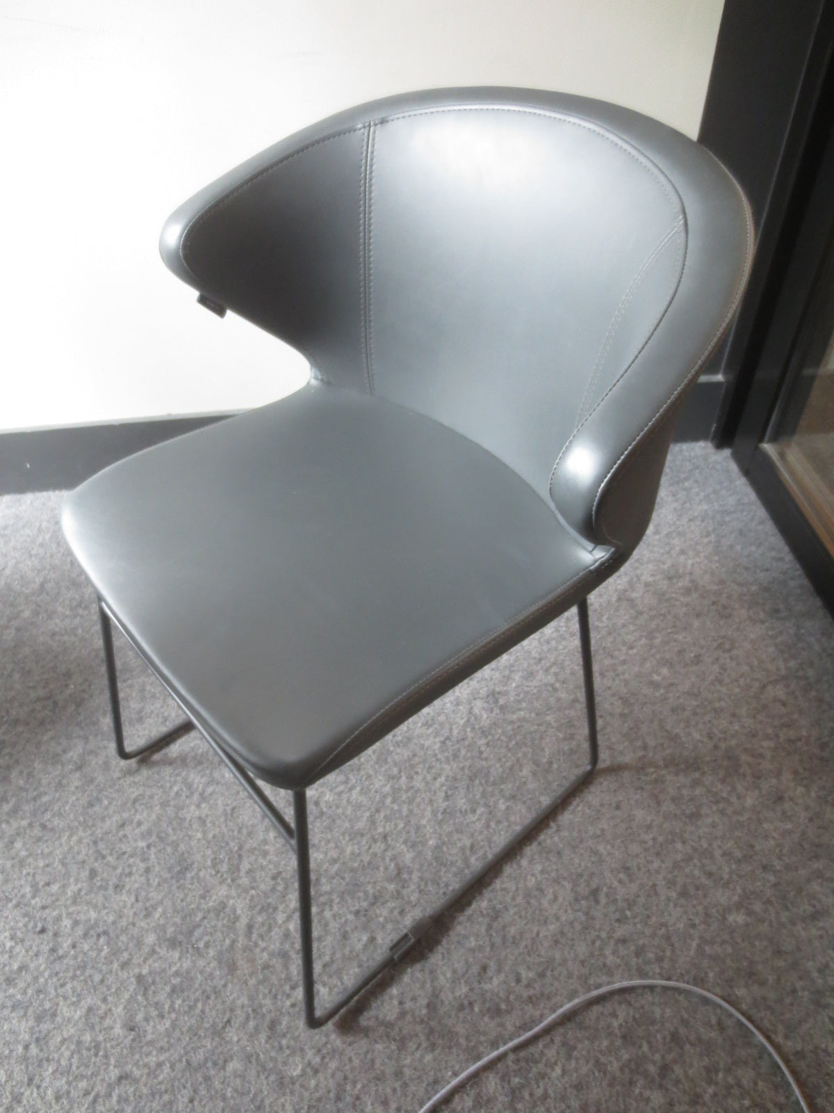 Vari Side Chair