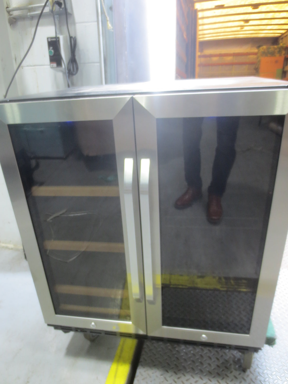 LANBO LW3370B Dual Zone Built-In or Freestanding Wine Cooler Refrigerator