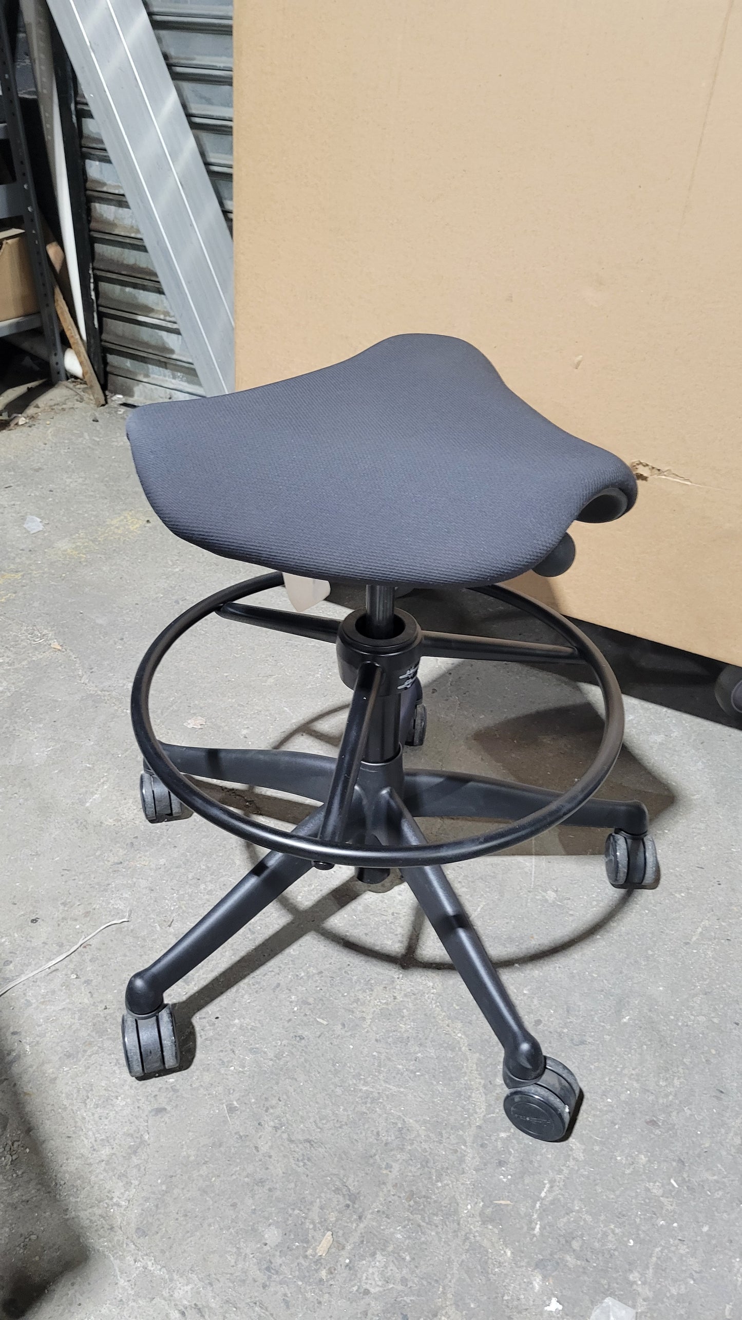 Humanscale Saddle Stool