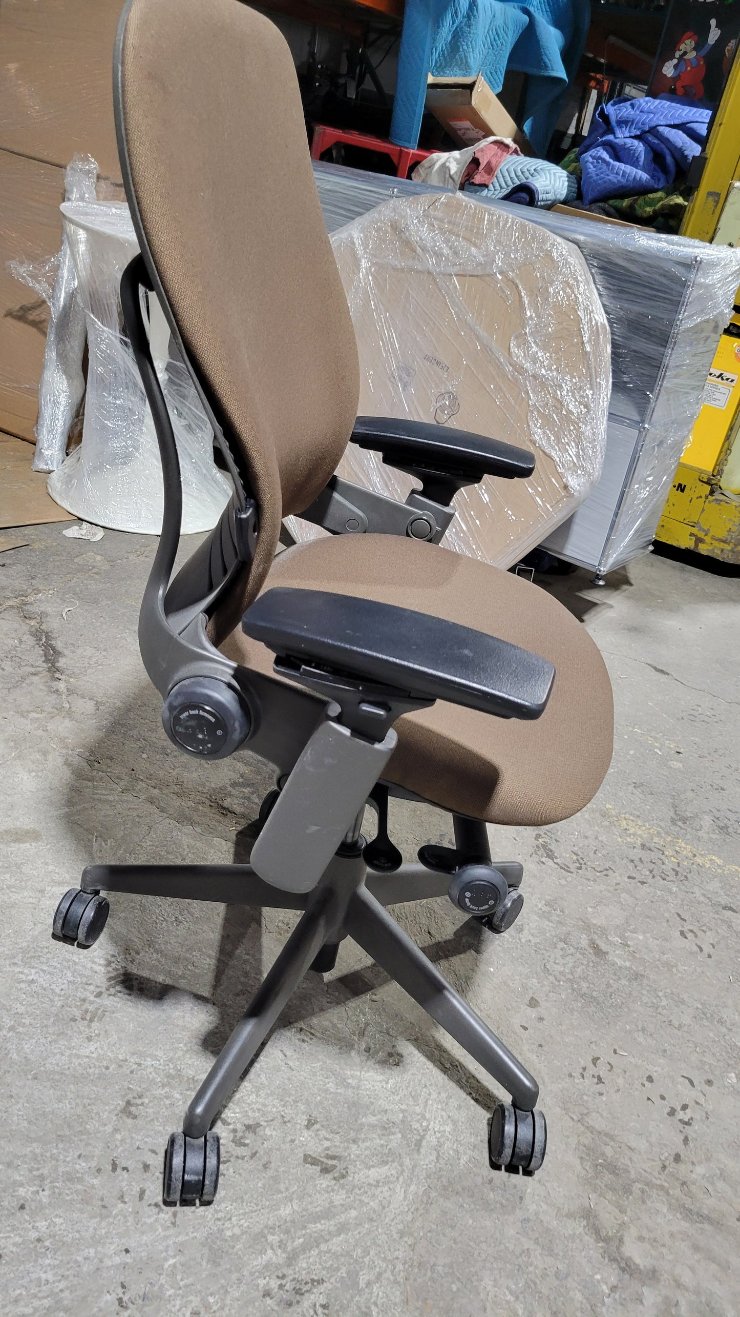 Steelcase Leap V2 Chair in Brown Fabric