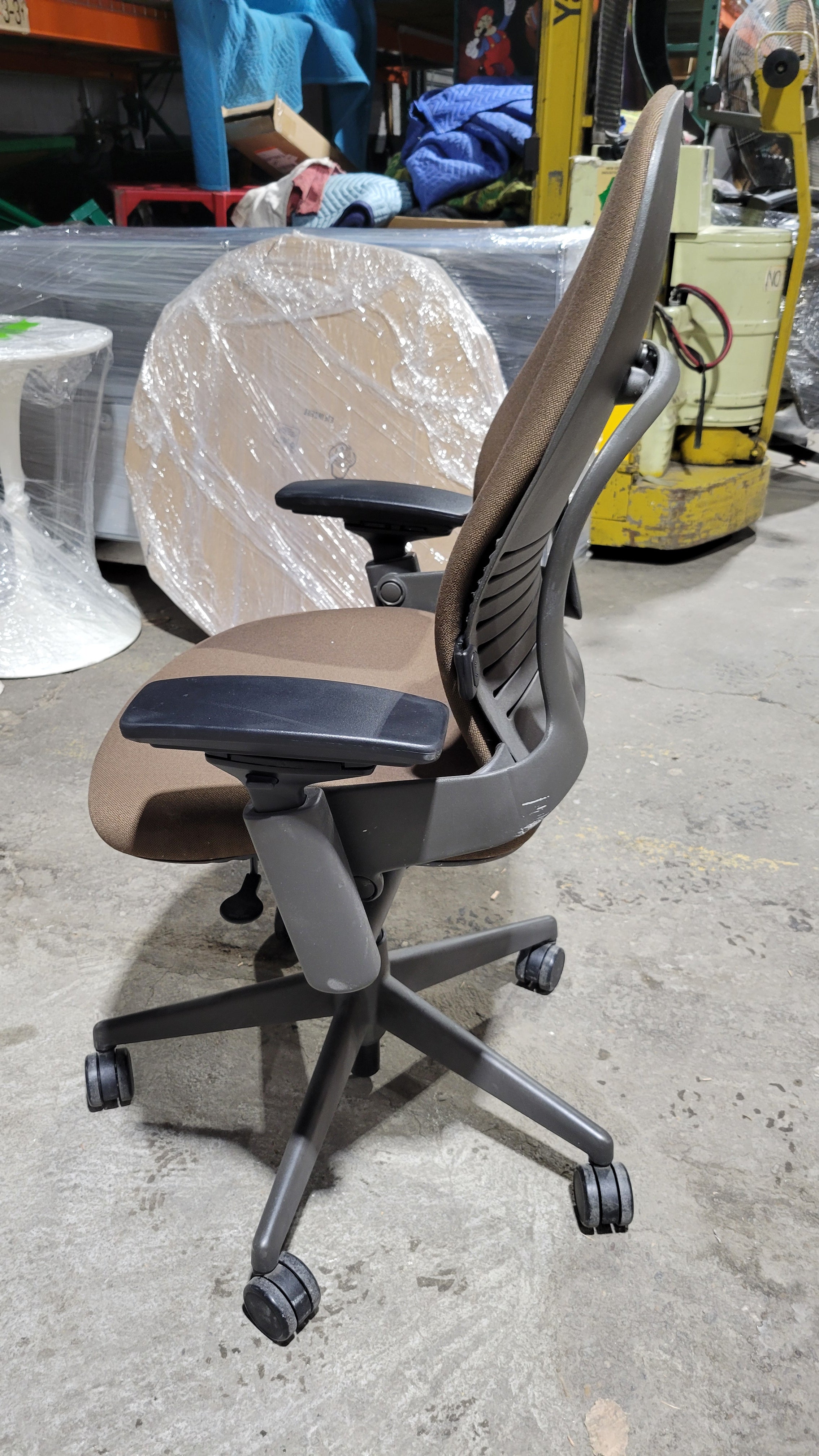 Steelcase Leap V2 Chair in Brown Fabric – Bygone Icons
