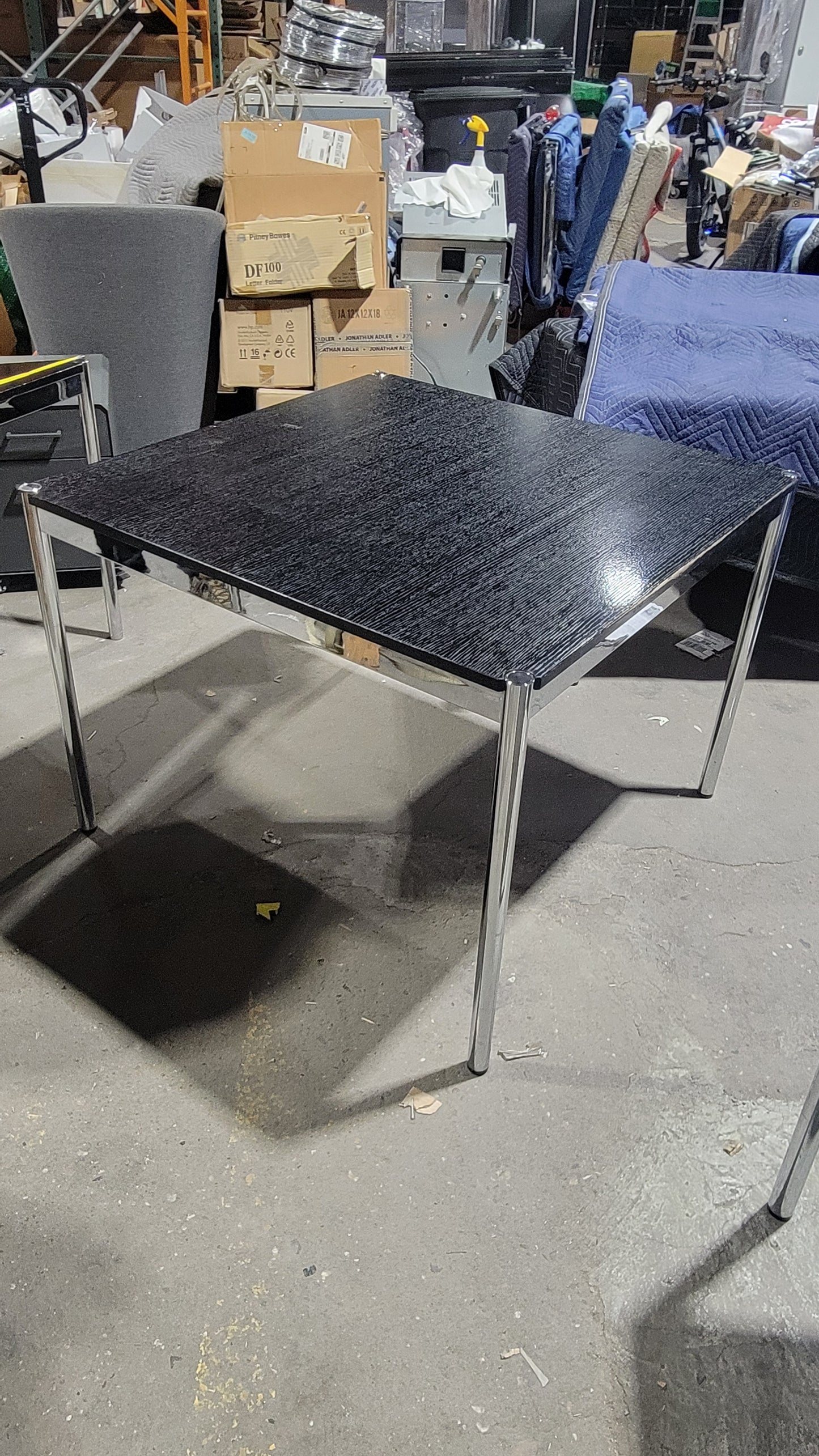 USM Haller 40x40-in Desk-Table in Black Oak Veneer
