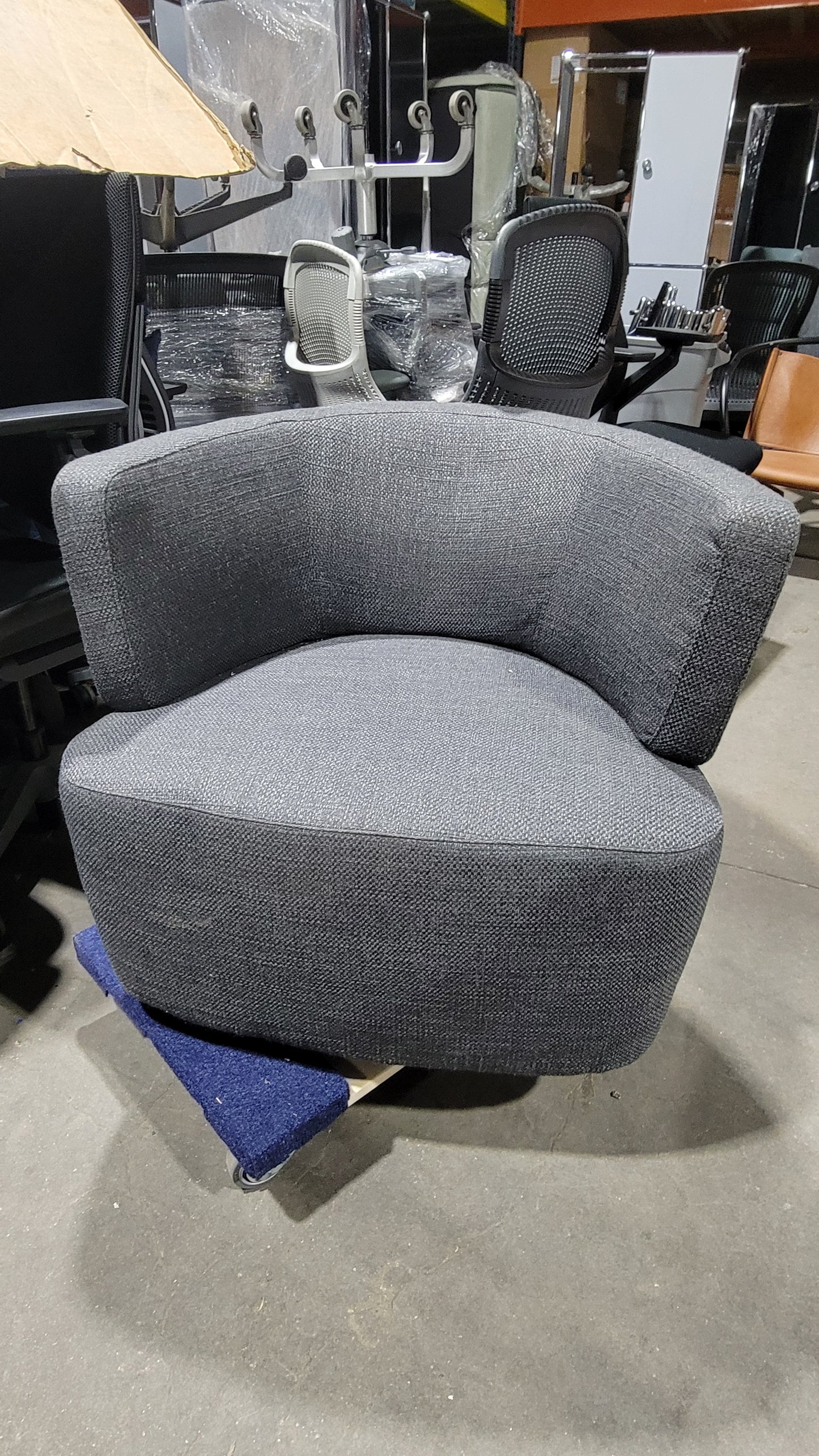 Coalesse EOOS Joel Swivel Lounge Chair