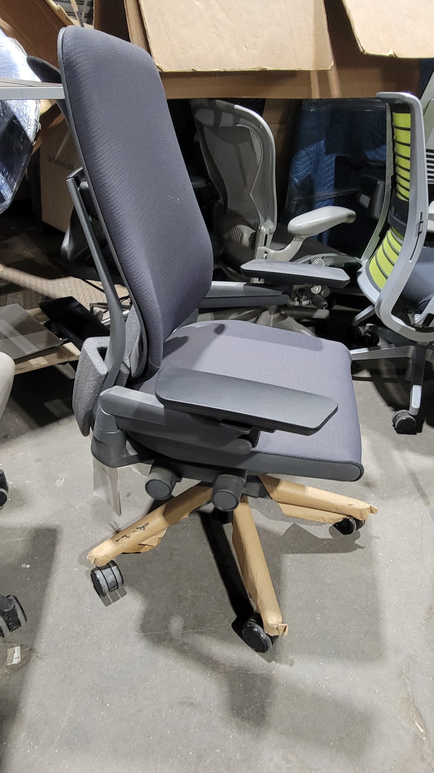 Steelcase Gesture Chair in Heather Grey Fabric with Grey Frame (New)