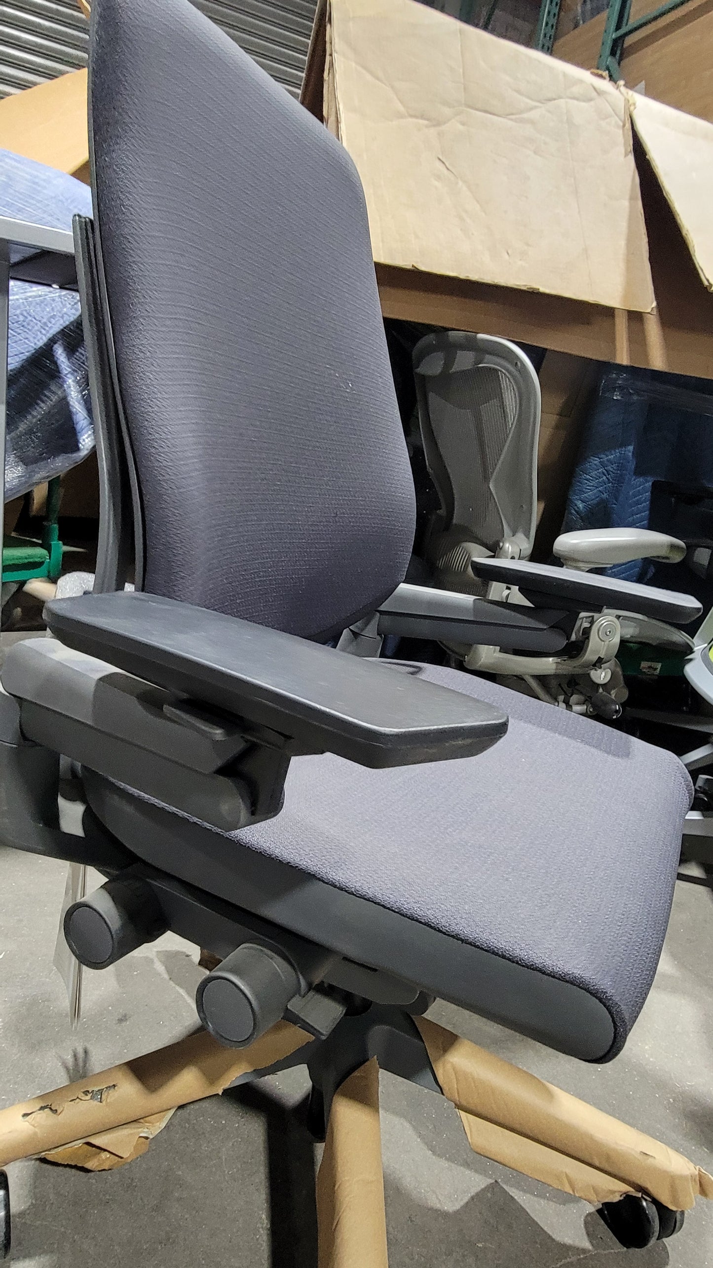 Steelcase Gesture Chair in Heather Grey Fabric with Grey Frame (New)