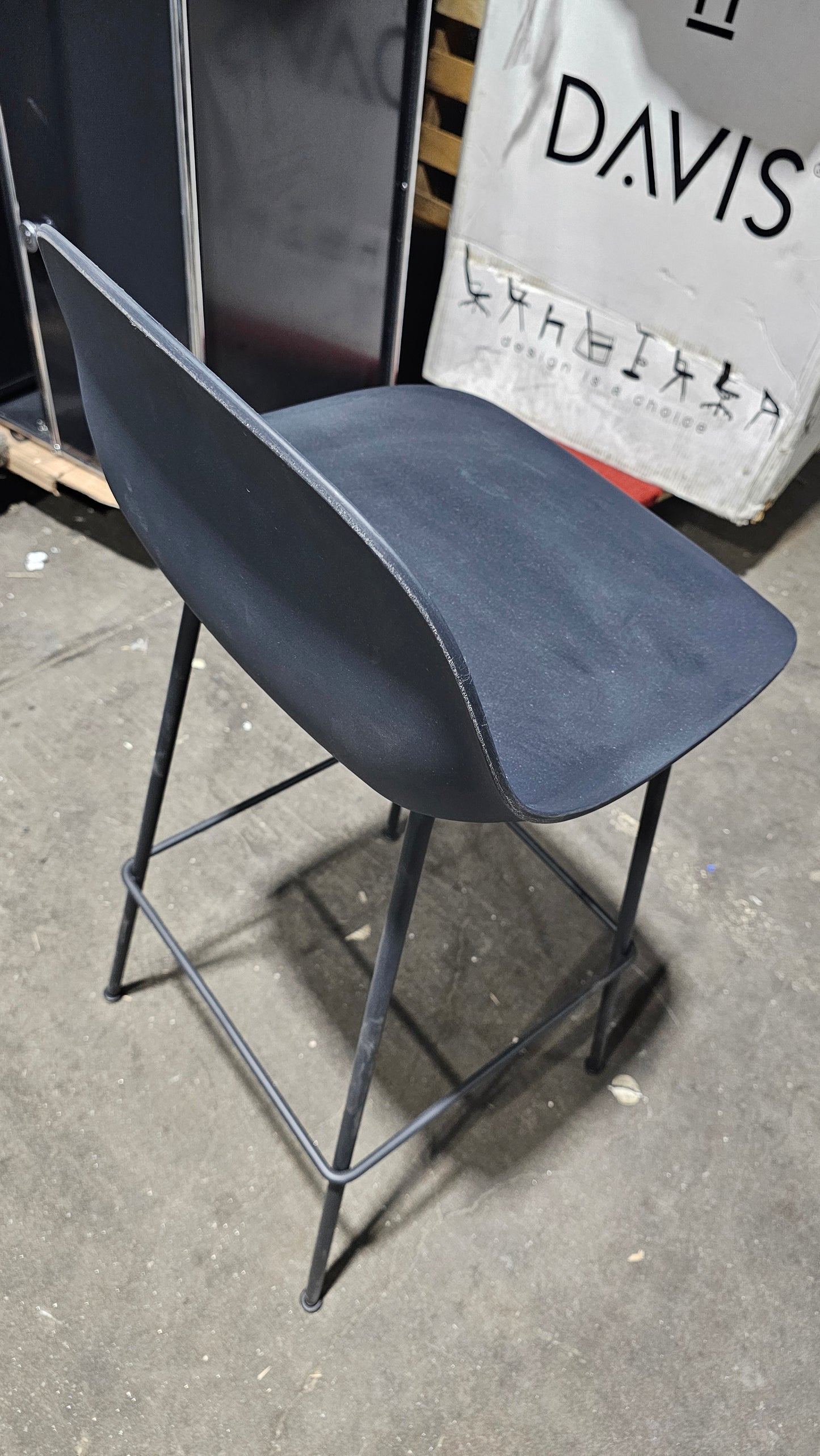 Muuto Fiber Bar Height Stool in Dark Grey with Tube Base