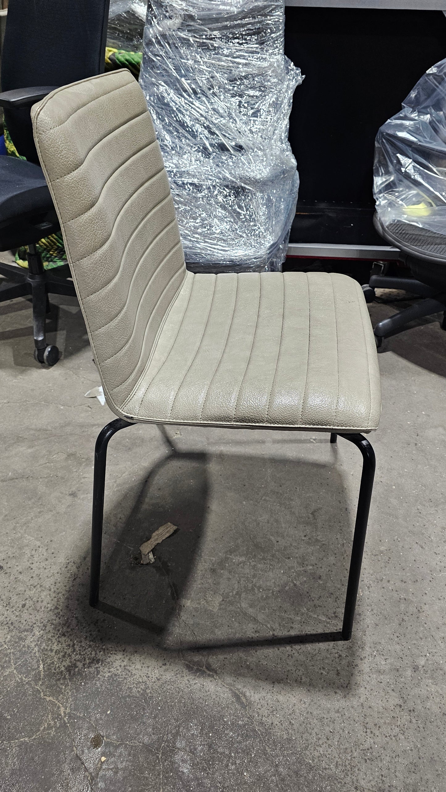 Andreu World Flex Chair Dining Chair in Taupe Leather