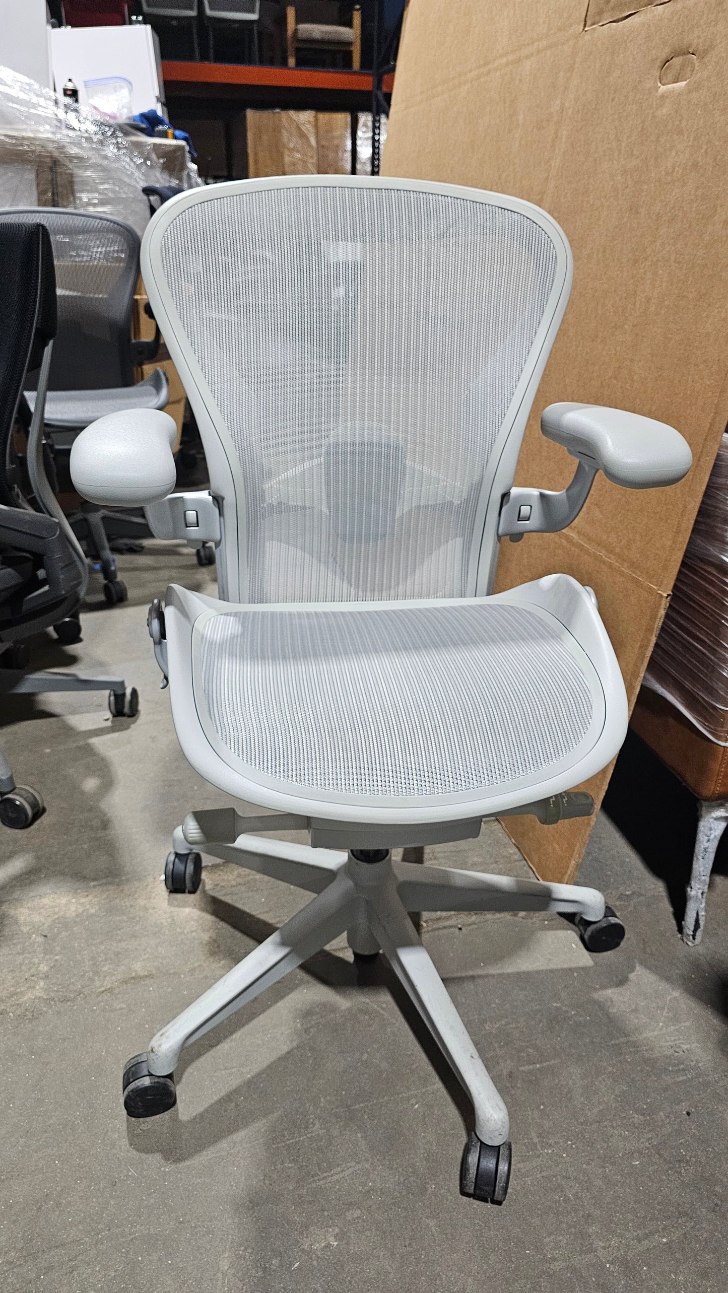 Herman Miller Remastered Aeron Chair, Size B, in Mineral