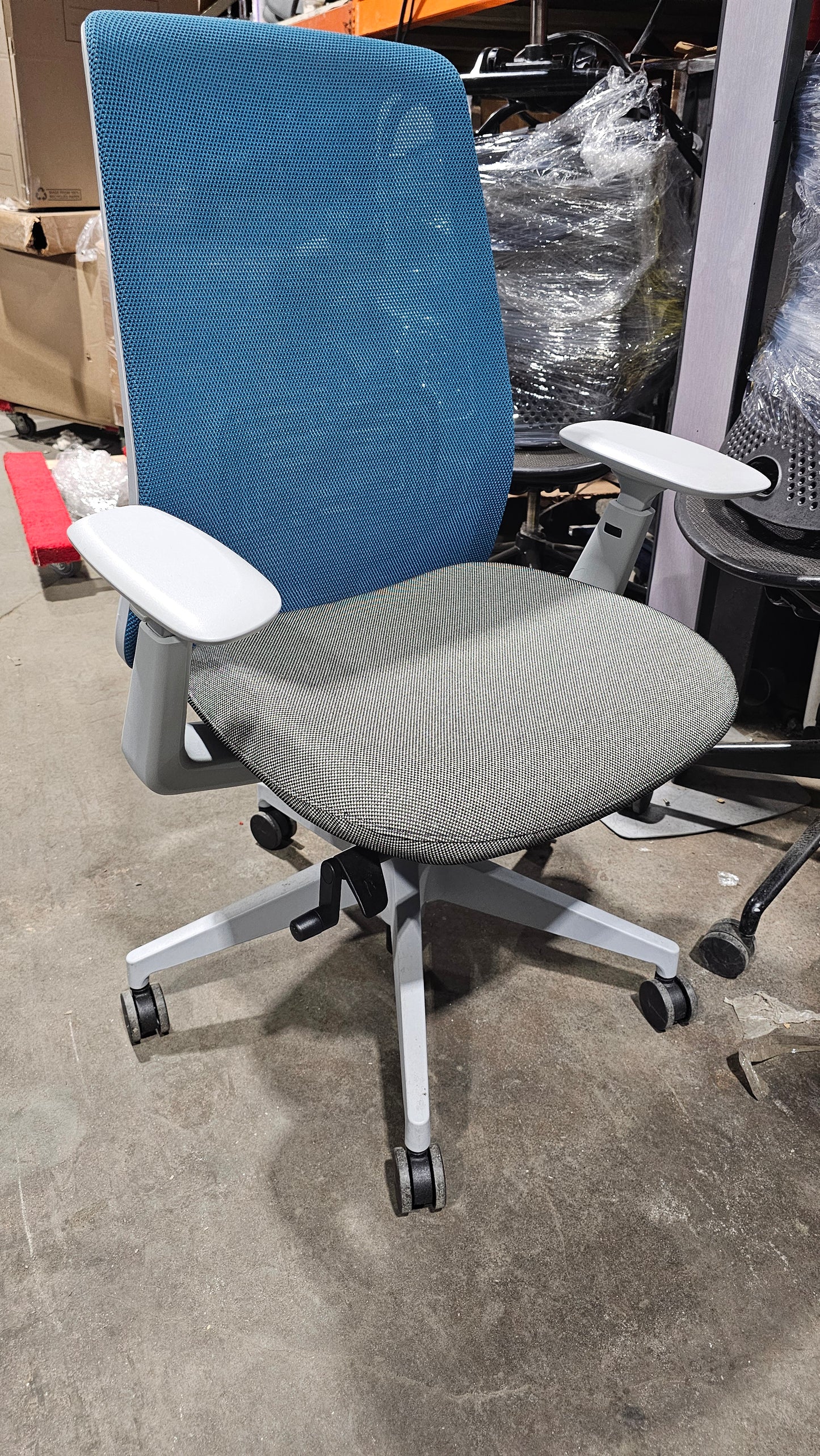 Haworth Soji Mesh Task Chair