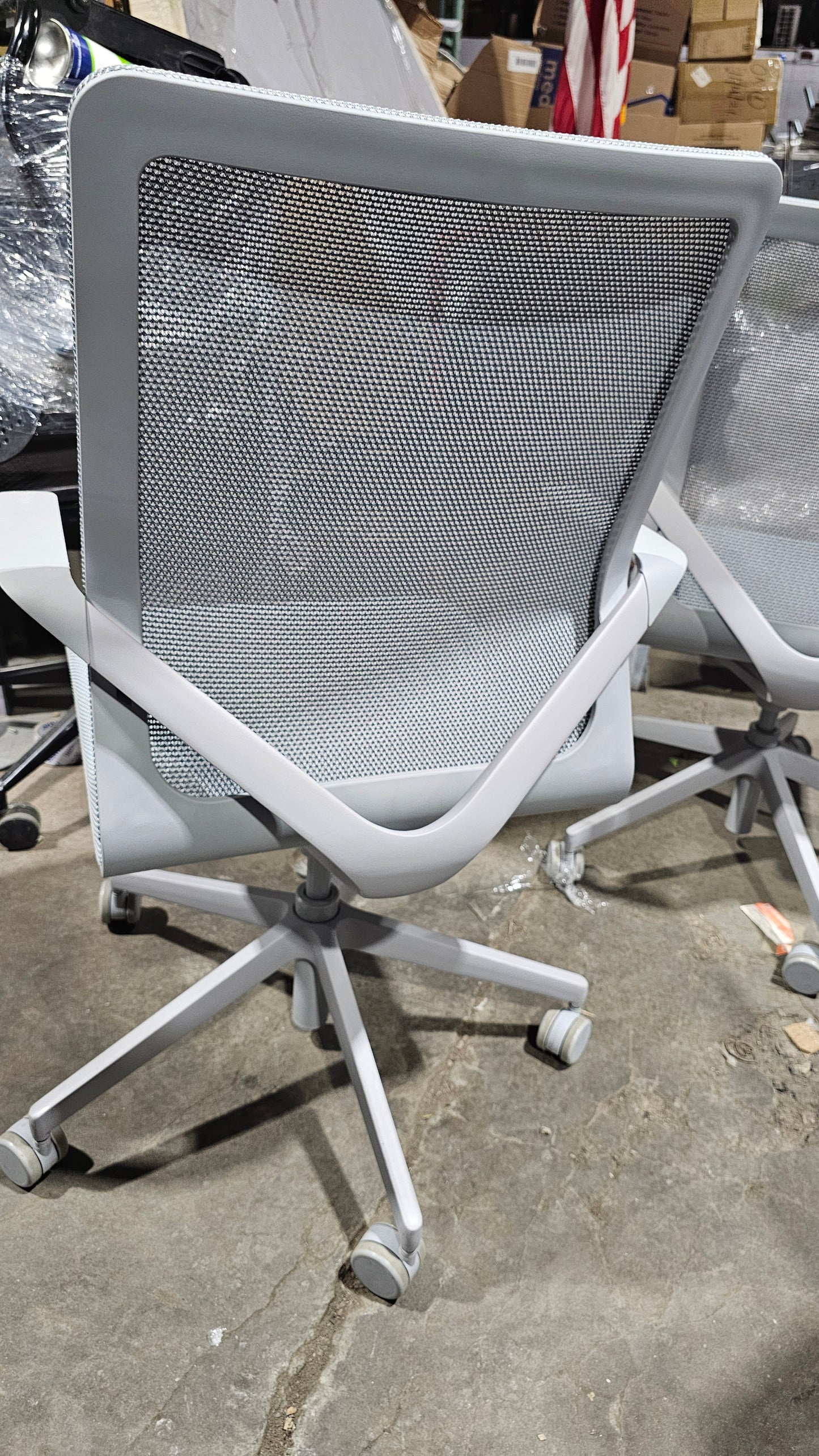 Davis Linq Task Chair in Light Grey