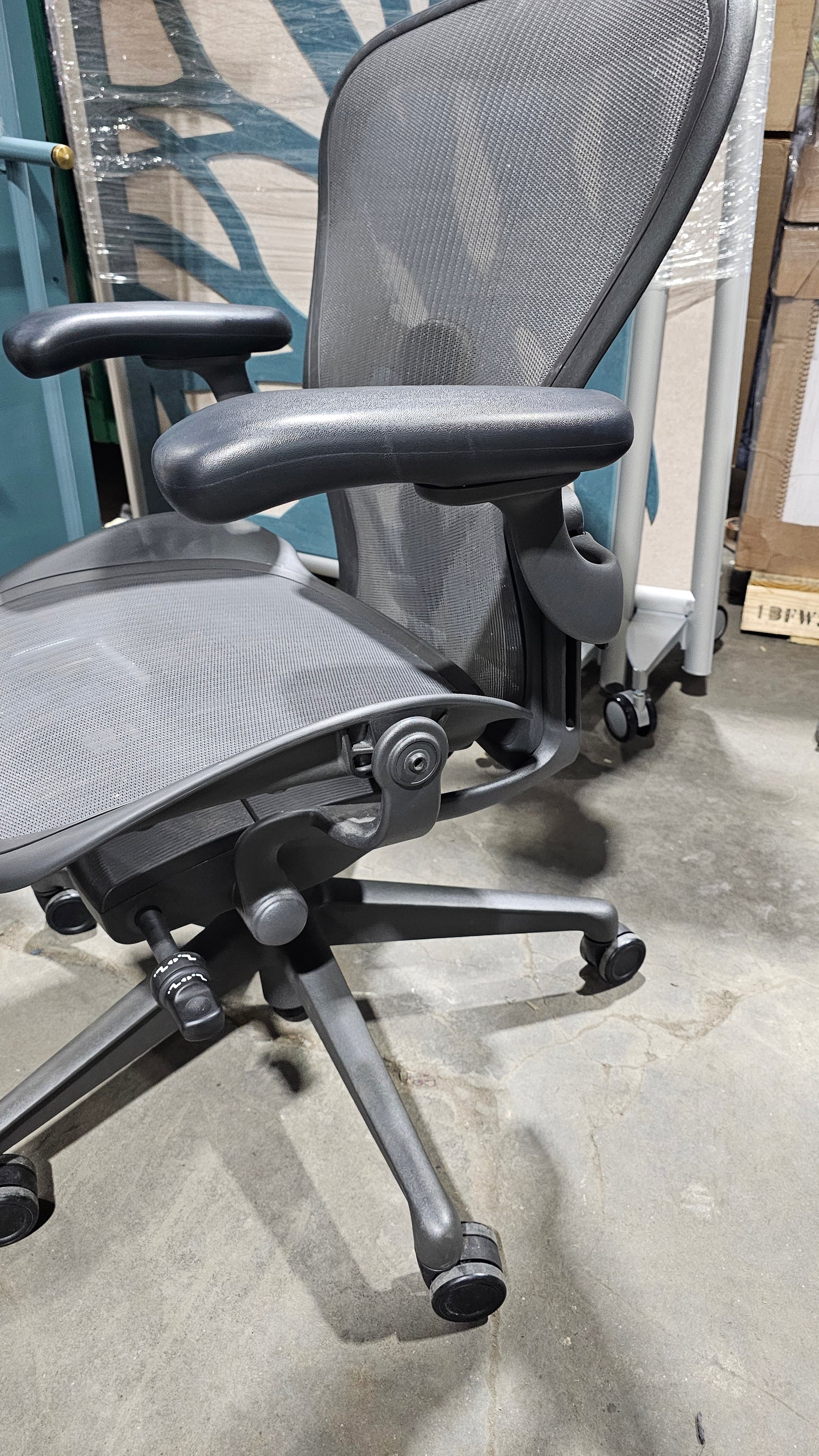 Herman Miller Remastered Aeron Chair, Size B, in Graphite with Posturefit SL