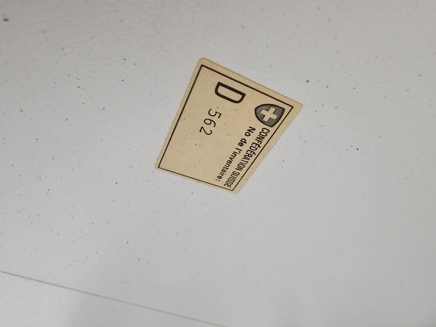 USM Haller 30-in Square Table in Pearl Grey Laminate (Vintage)