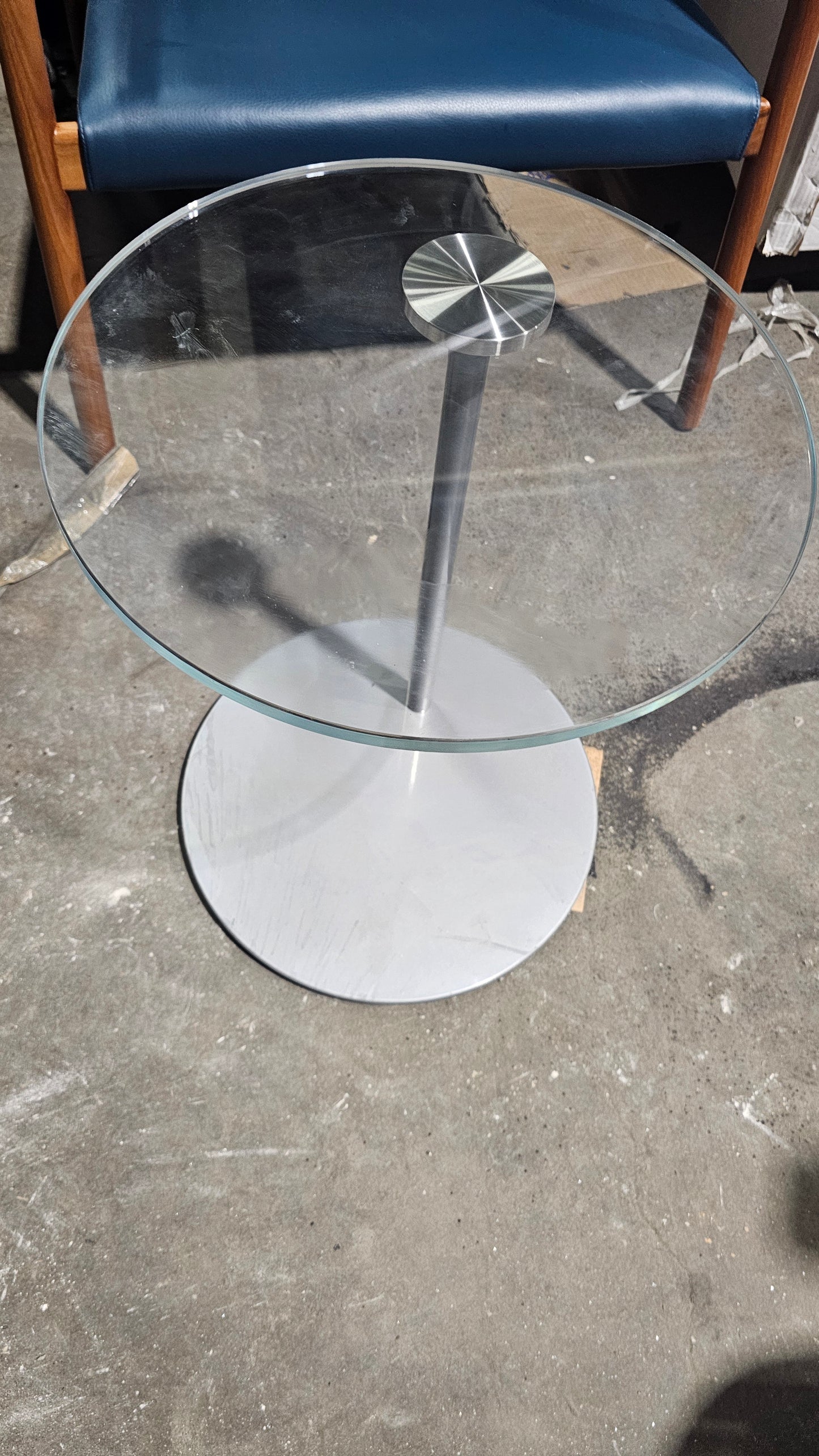 Coalesse Await Glass Side Table (Noticeable Wear)