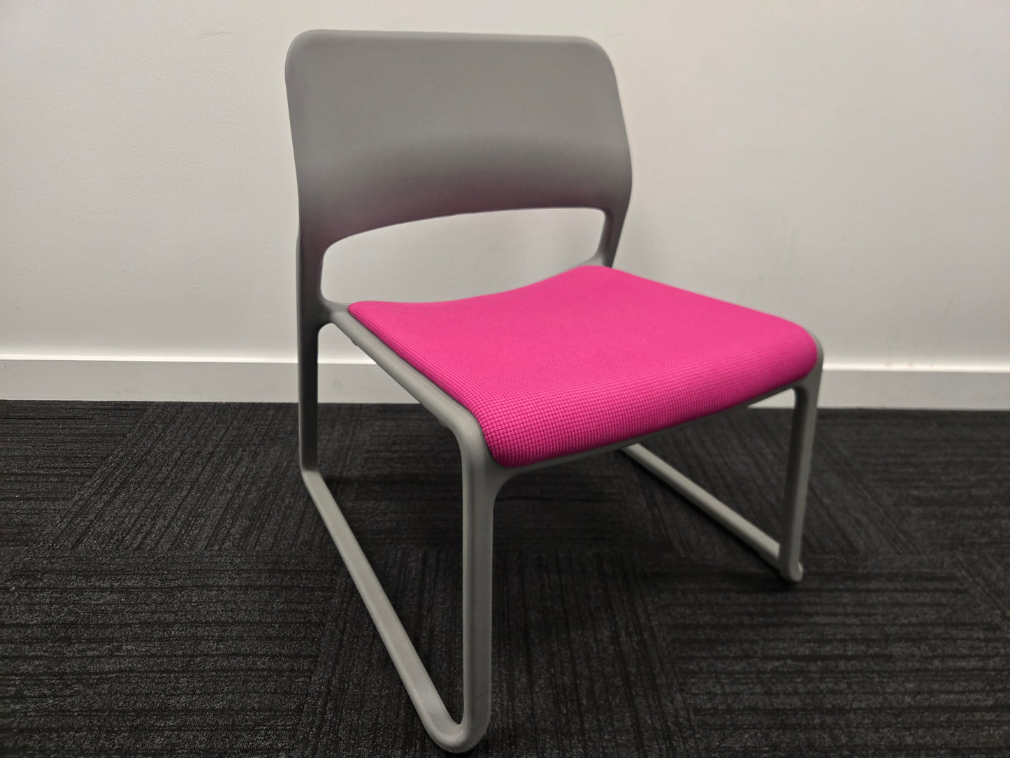 Knoll Spark Lounge Chair in Grey with Pink Seat