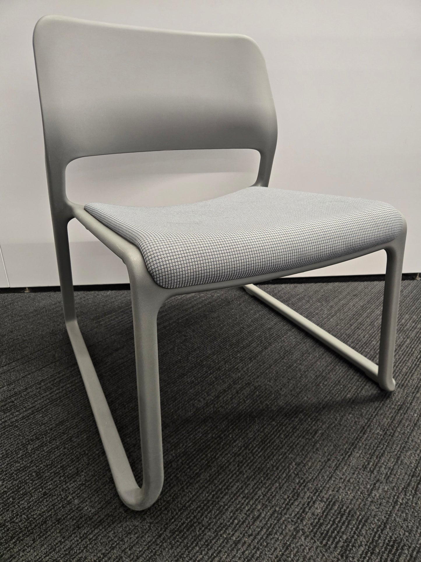 Knoll Spark Lounge Chair in Grey with Grey Seat