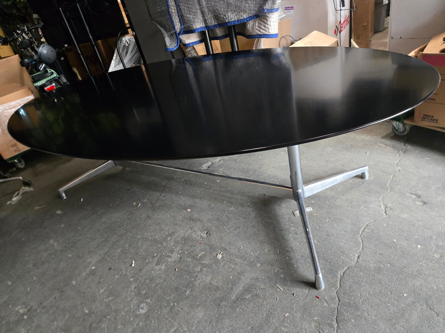 Eames 96x48-in Oval Dining Table (Vintage)