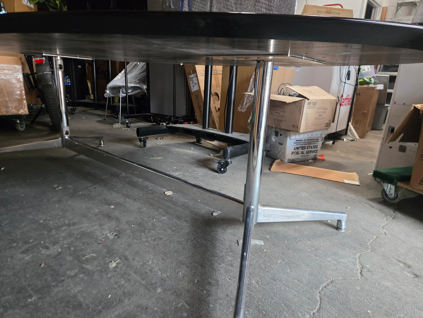 Eames 96x48-in Oval Dining Table (Vintage)