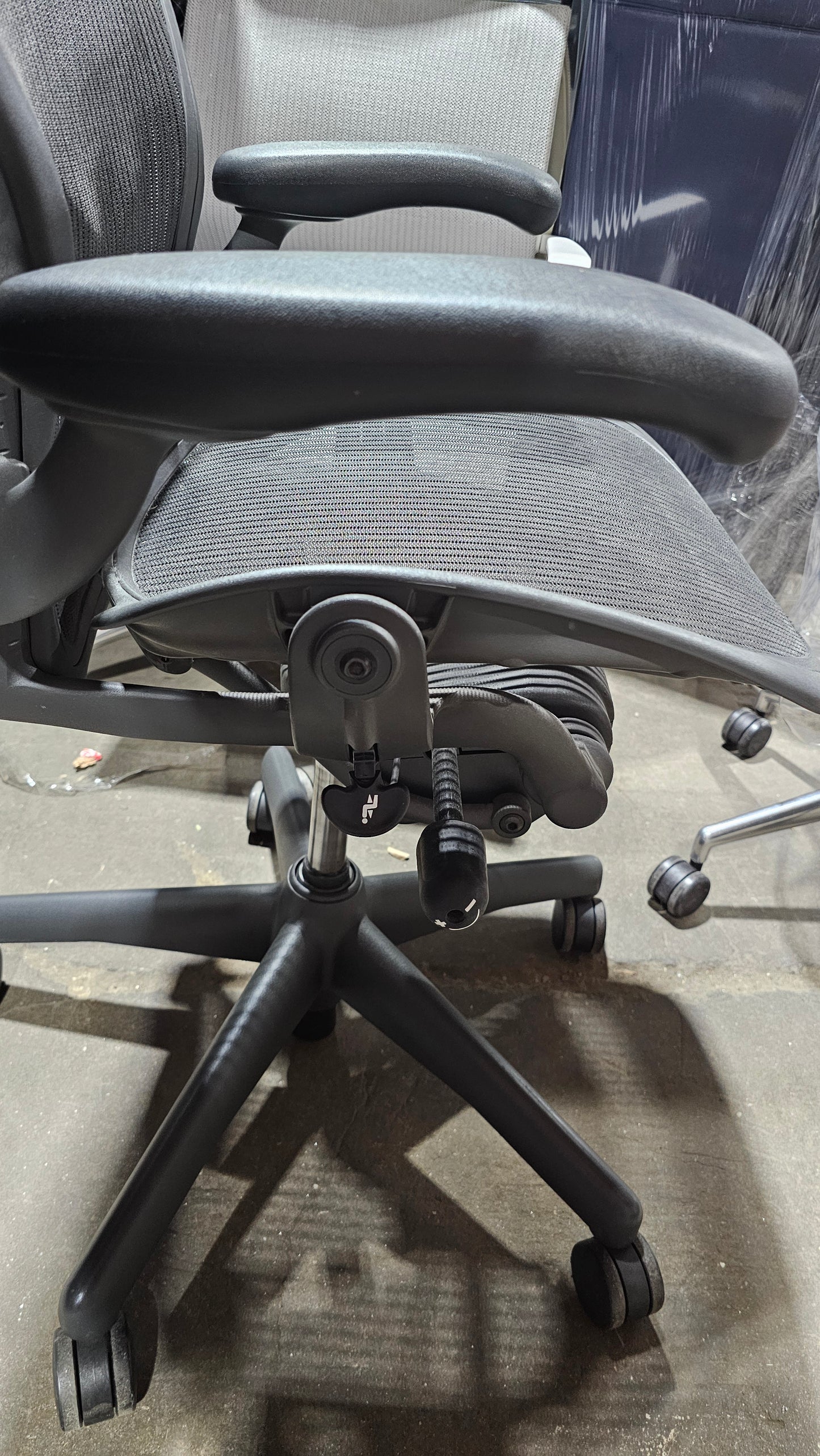 Herman Miller Classic Aeron Chair, Size B, in Graphite (Limited Adjustments)