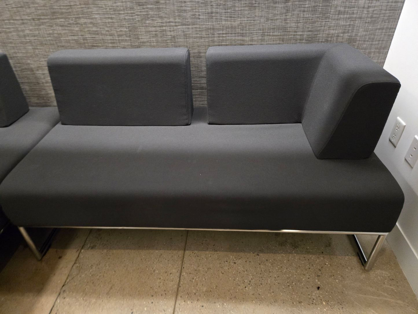 Allermuir Pause Modular Set of 3 58-in Sofas + 1 Coffee Table