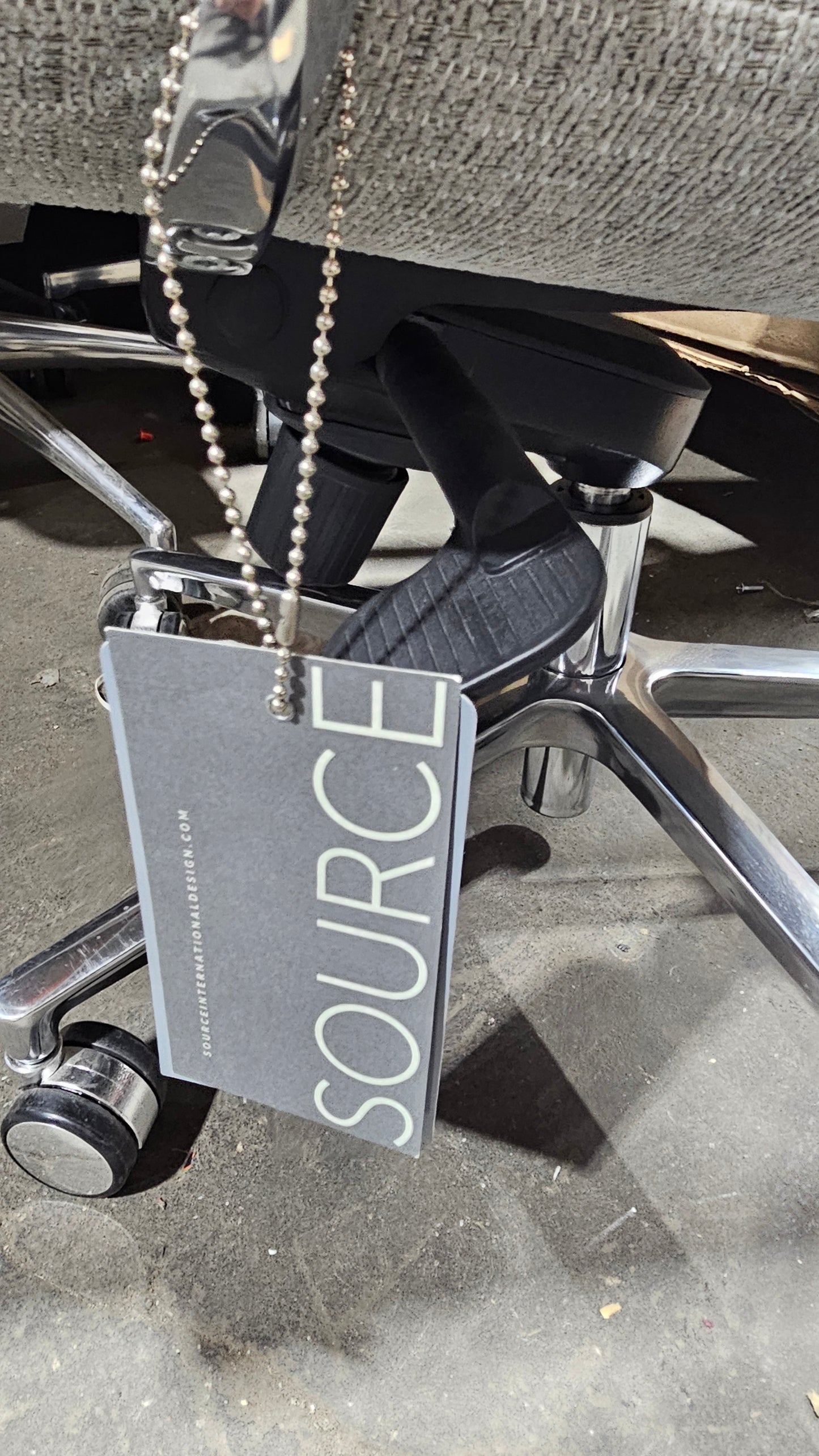 Source International Defign Swivel Task Chair