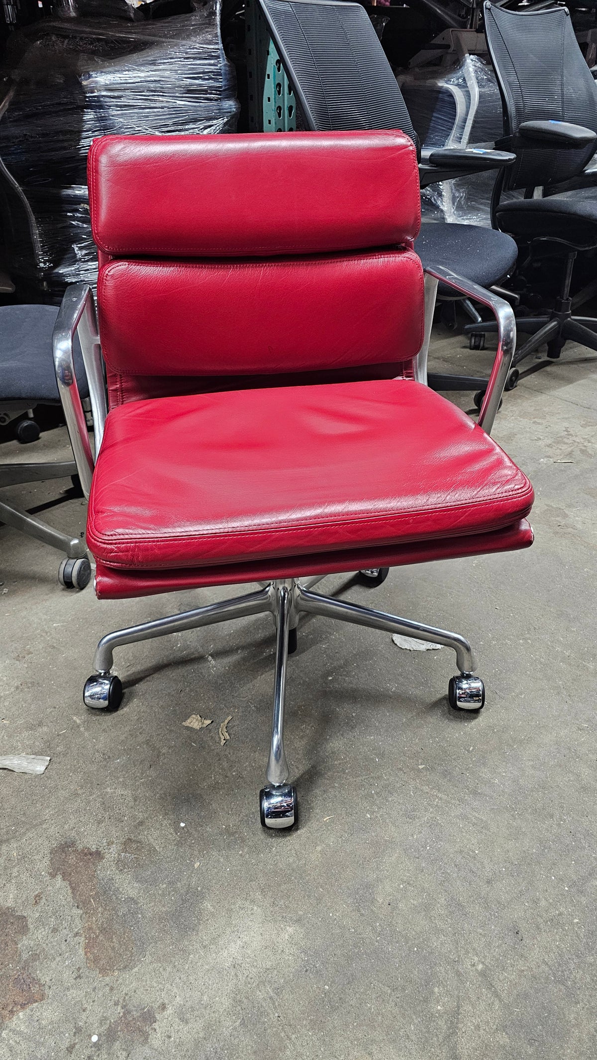 Herman Miller Eames Soft Pad Management Chair in Red Leather with Pneumatic Lift, EA435