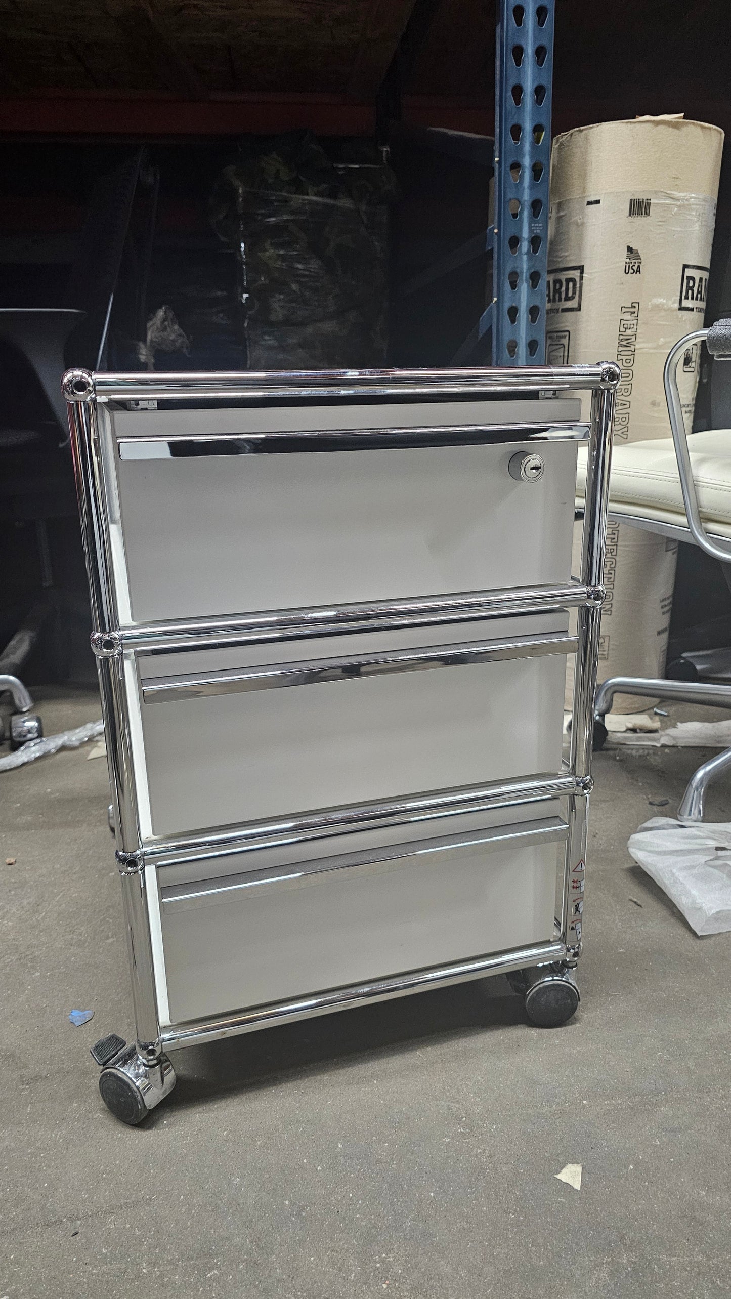 USM Haller 3-Drawer Nightstand / Pedestal File Cabinet in White