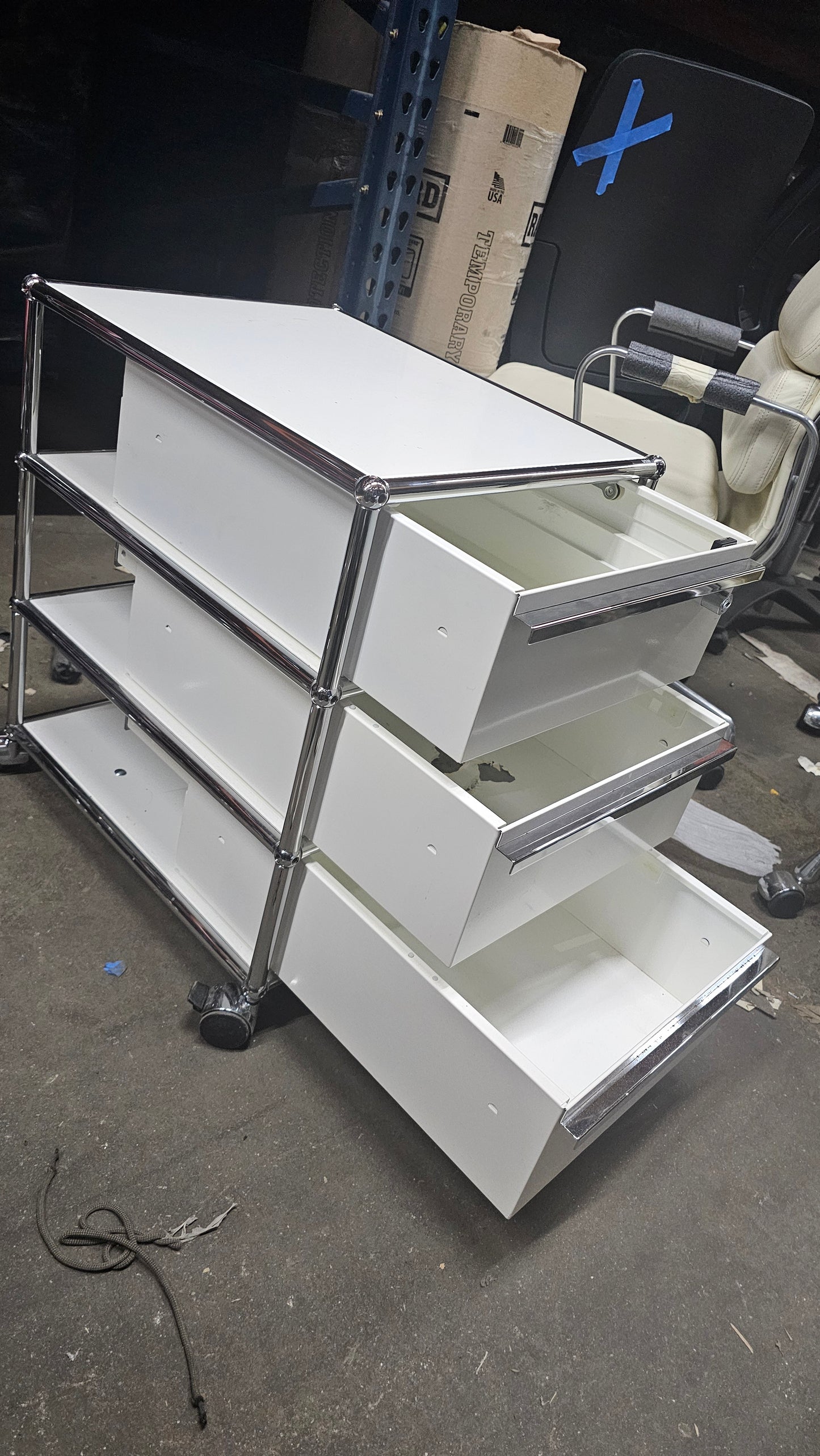 USM Haller 3-Drawer Nightstand / Pedestal File Cabinet in White