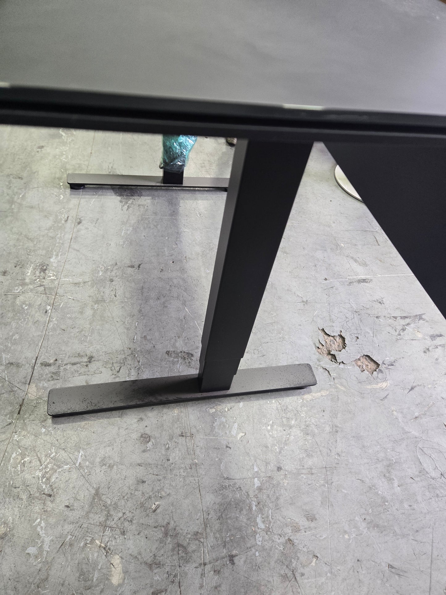 BDI 6650 Stance 48-in Electric Sit-Stand Desk with Glass Top (Noticeable Wear)