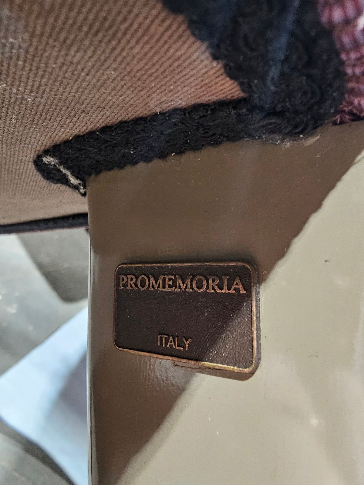 Promemoria Isotta Armchair
