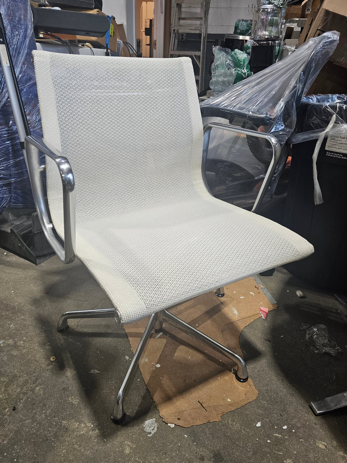 Herman Miller Eames Aluminum Group Management Side Chair in White Mesh
