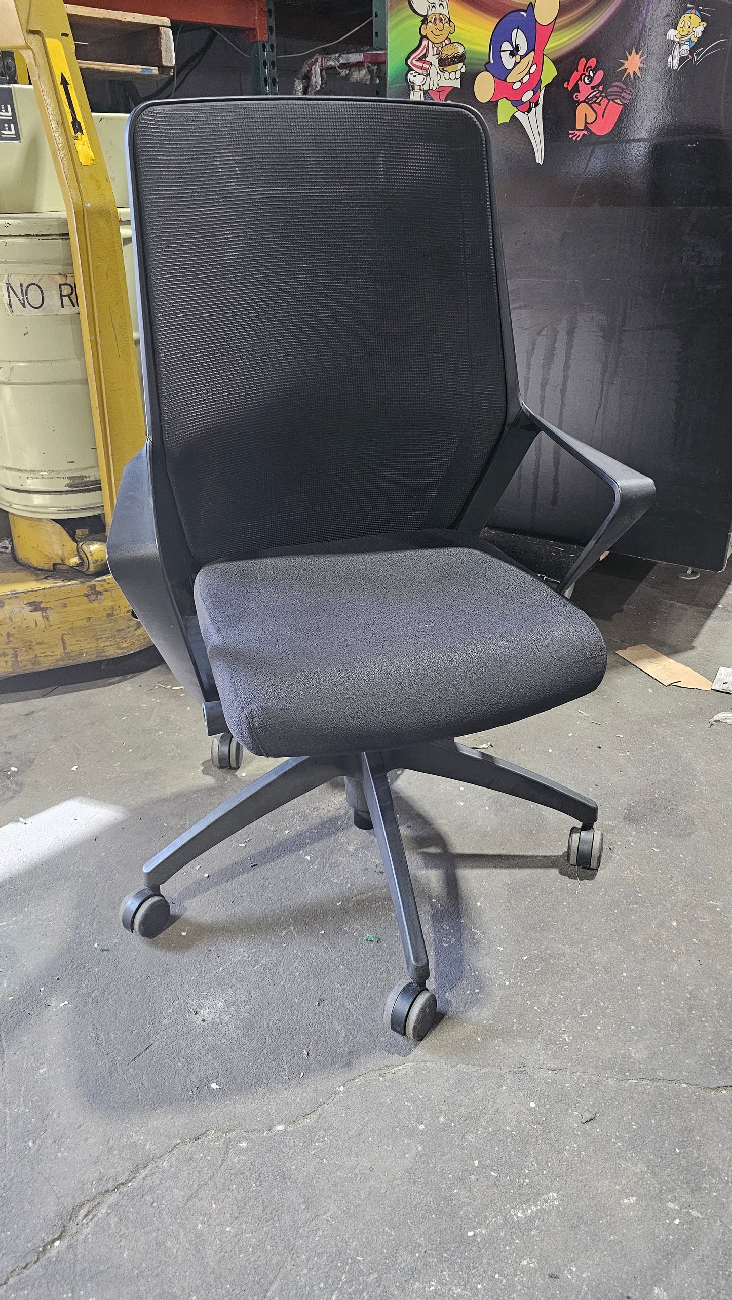 OFS Flexxy Task Chair