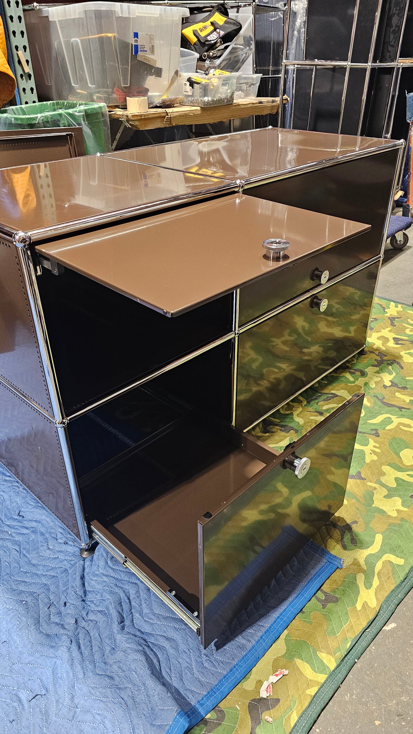 USM Haller Cabinet / Console 2x2 with 2 Doors and 2 Drawers + Insert in Brown