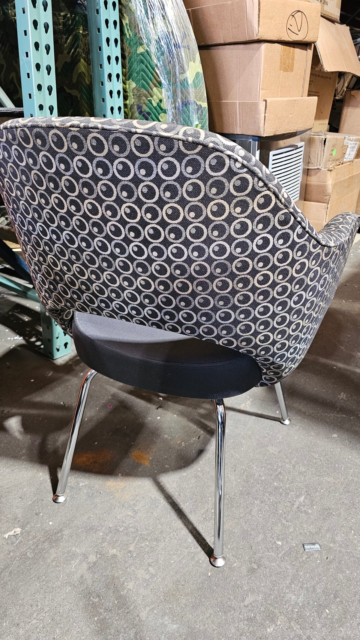 Knoll Saarinen Executive Armchair with Patterned Fabric