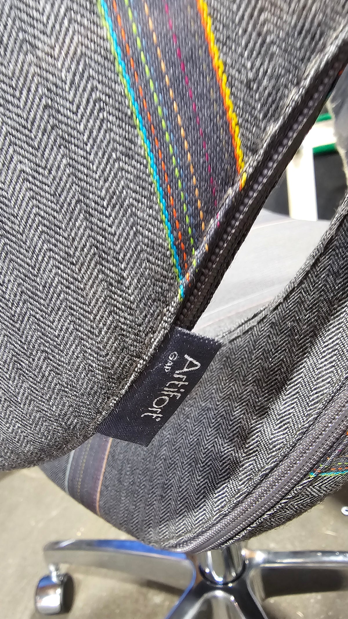 Artifort Gap Chair in Grey Patterned Fabric