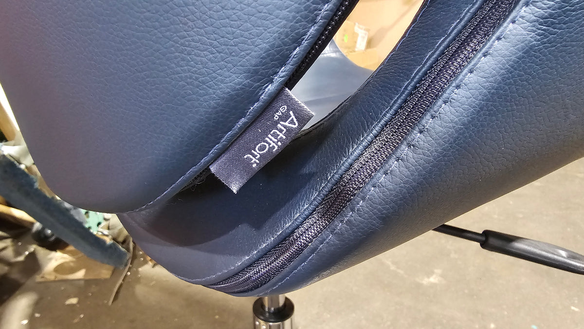 Artifort Gap Chair in Blue Leather