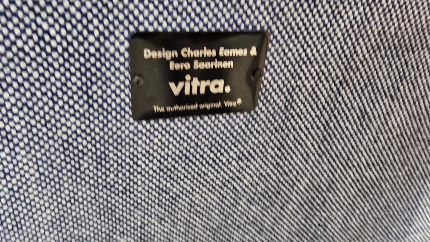 Vitra Organic Lounge Chair in Blue (Noticeable Wear)