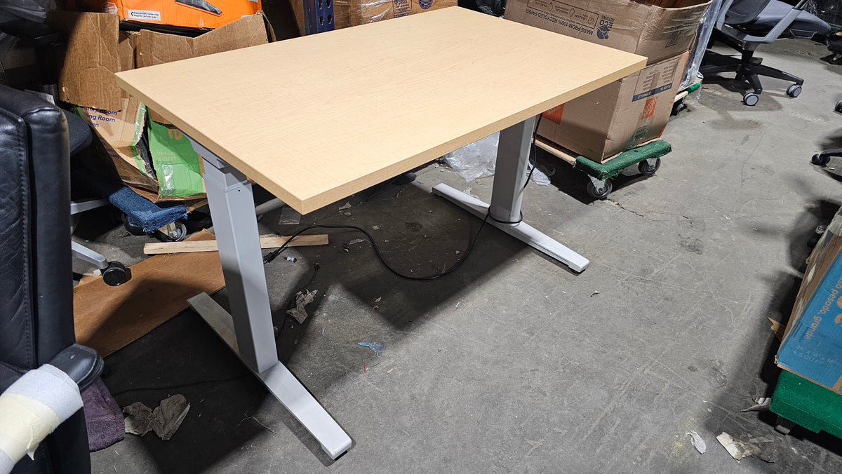 Herman Miller Renew 46x29-in Sit-To-Stand Desk